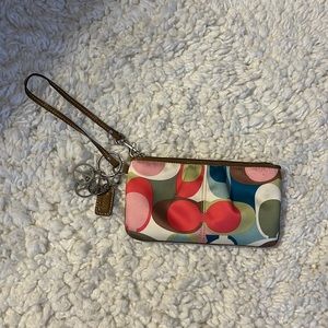 Coach wristlet. Like new. 5-6” long
